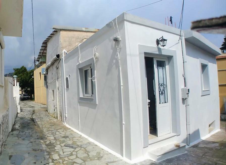 Beautiful House Of Psinthos Apartment Luaran gambar